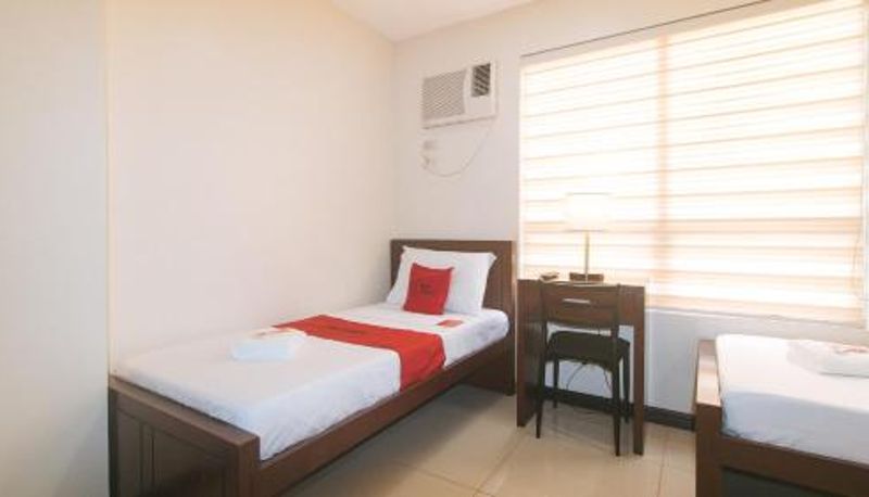 Zimmer - RedDoorz at Nucell near NGCP Cebu