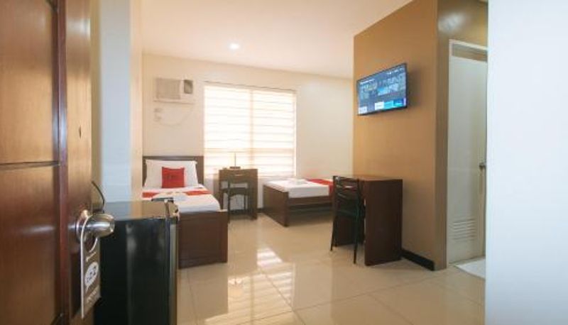 Zimmer - RedDoorz at Nucell near NGCP Cebu