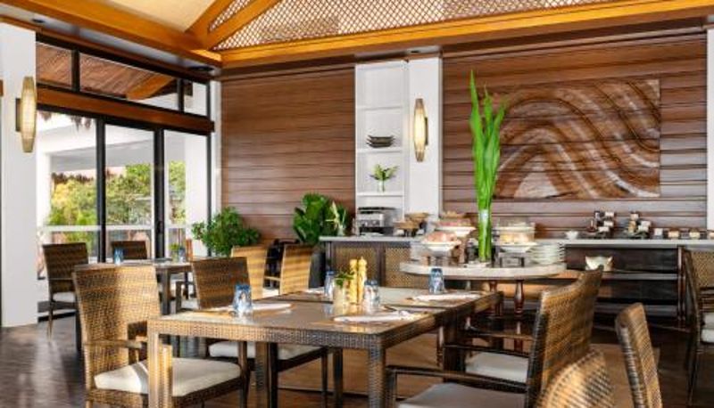 Sala prima colazione all'interno del ristorante - El Nido Resorts Pangulasian Island