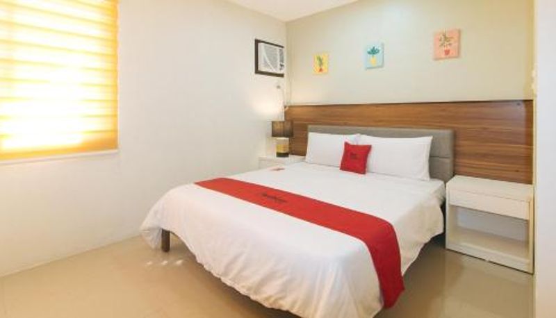 Kamer - RedDoorz @ Leoncia Apartelle Mandaue City