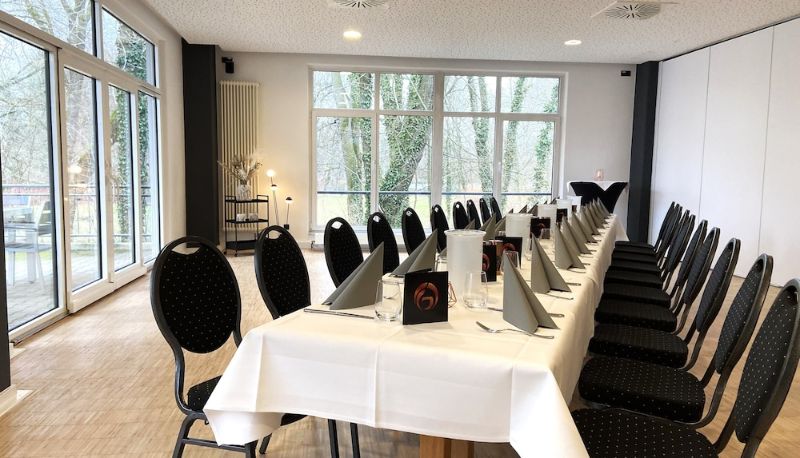 Salle de réunion - Feel Good Hotel