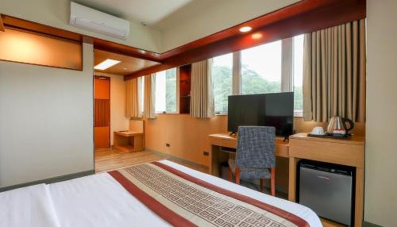 Info - Sotogrande Hotel Baguio