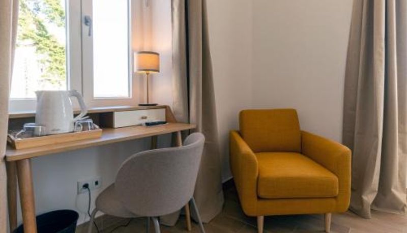 Info - Come Inn Sintra