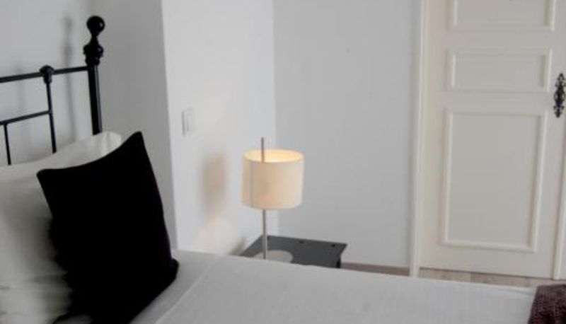 Zimmer - Suites Inn Lagos