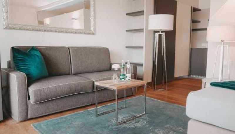 Info - Winkel Art Hotel