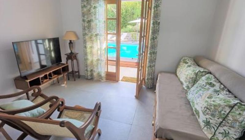 Info - le Jacaranda du Guillaume