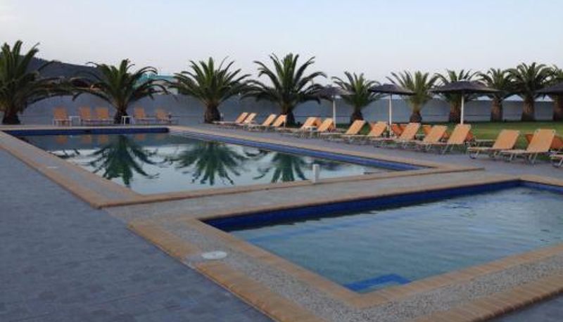 Info - THALASSA BOUTIQUE HOTEL & Villas