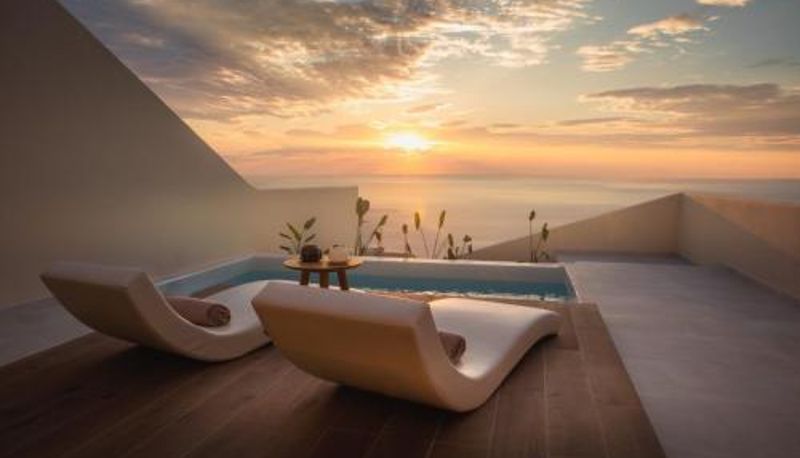 Havuz - Pnoe Luxury Suites