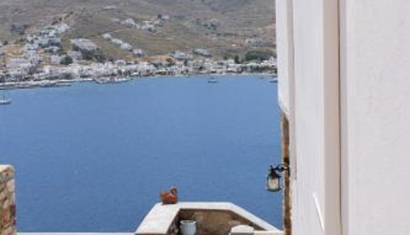 Info - Studios Niovi Serifos