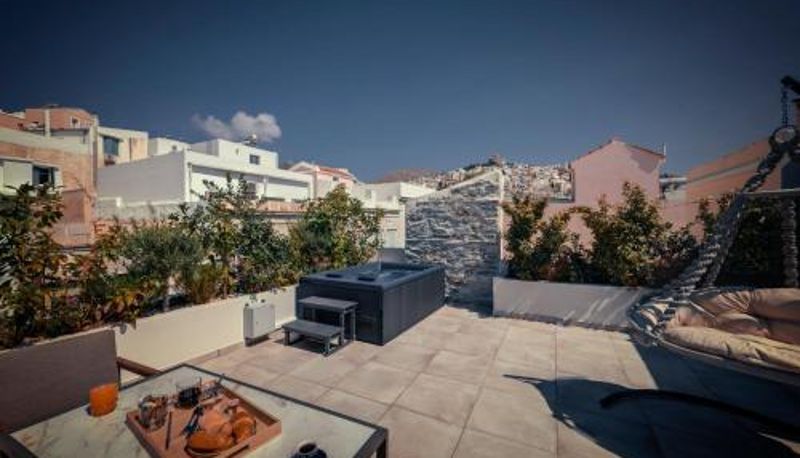 Standart oda - Ninemian Suites Syros