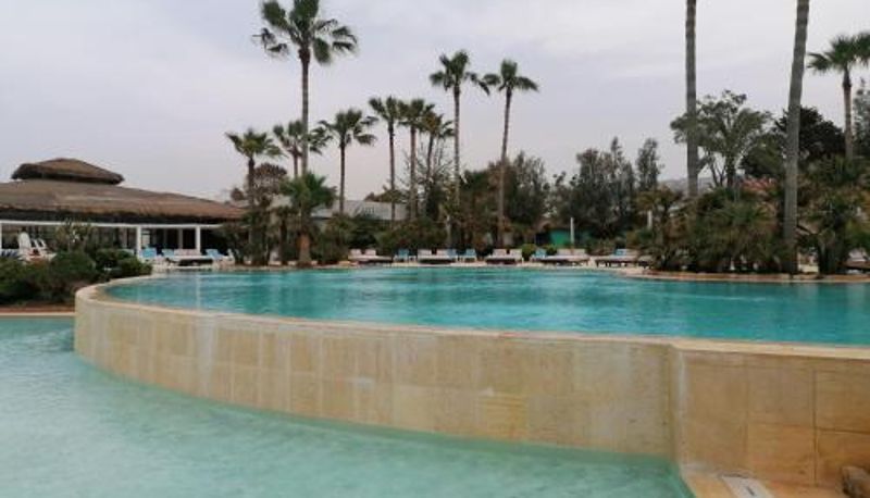 Piscina - Laguava Resort