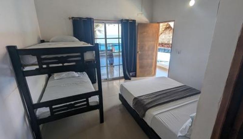 Habitación - Beach Life Palomino - Beach Party Hostel & Beach Club