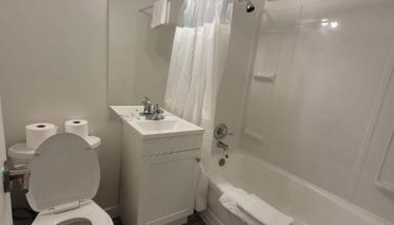 Badezimmer - Vivian Motor Hotel