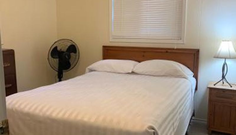 Kamer - Colonial Bay Motel and Cottages