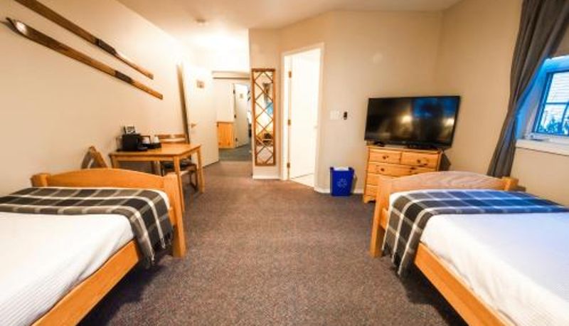 Zimmer - Courthouse Inn Revelstoke