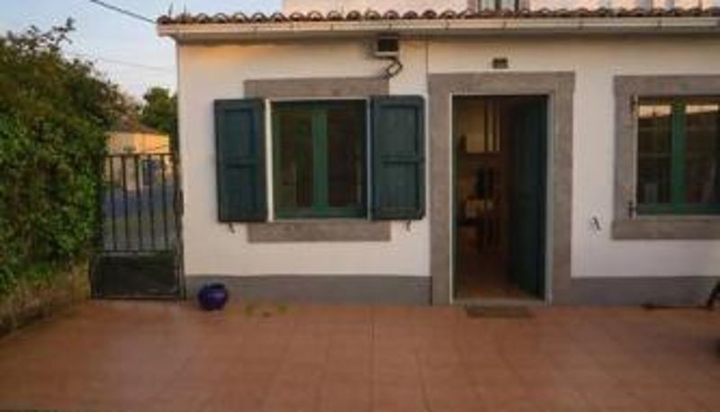 Info - Casa con finca cerca de playas