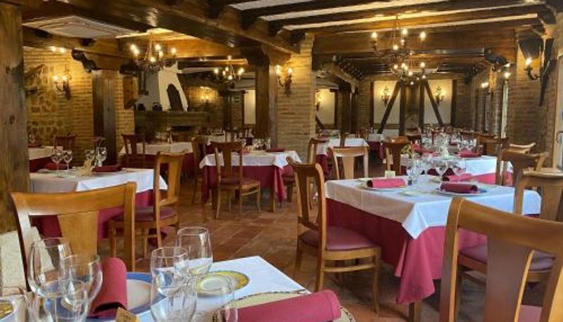 Sala śniadaniowa w restauracji - Hotel Rural El Lagar de Nemesio