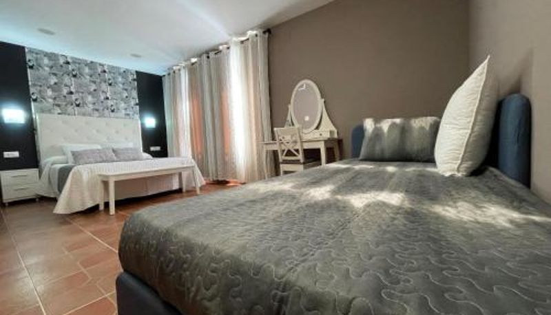 Camera - Hostal EL GRIEL NO DISPONEMOS DE RECEPCIÓN FÍSICA