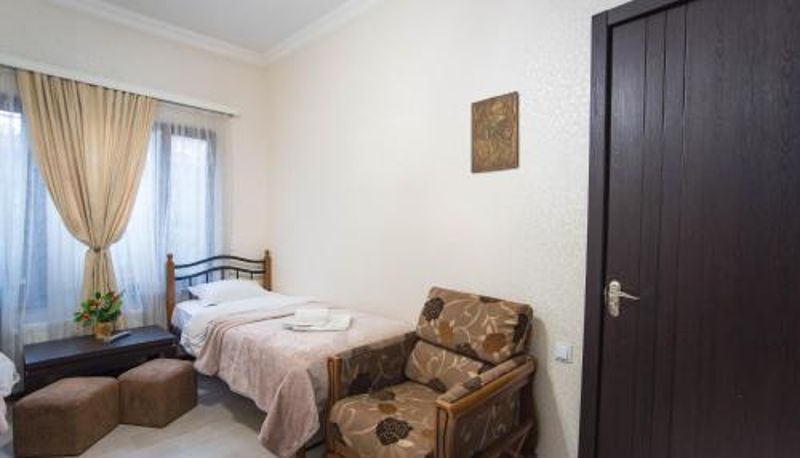 Kamer - Terrace House Near Opera
