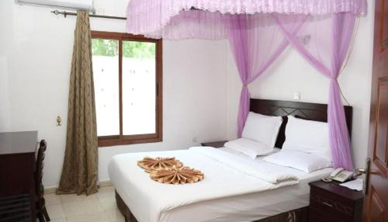 Info - Aron International Hotel