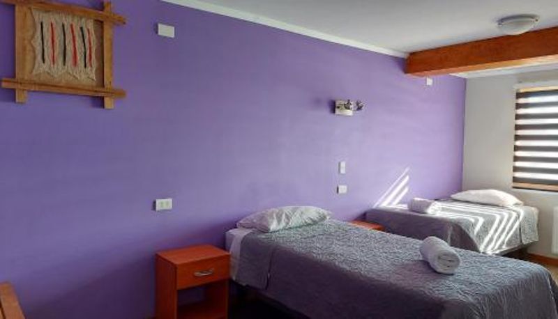 Info - Hostal La Base