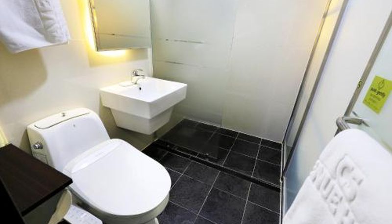 Zimmer - CS Avenue Tourist Hotel