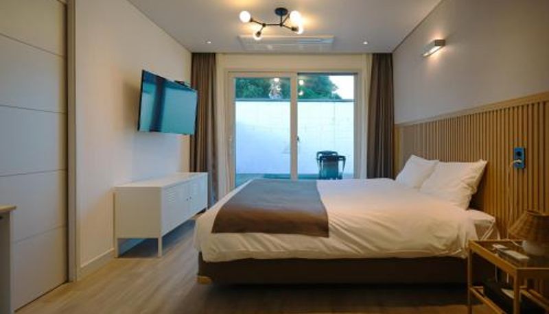 Oda - Pool and Villa Sorang