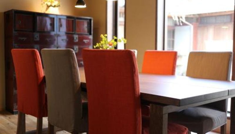 Frühstücksraum innerhalb des Restaurants - Yanagawa B&B hatago