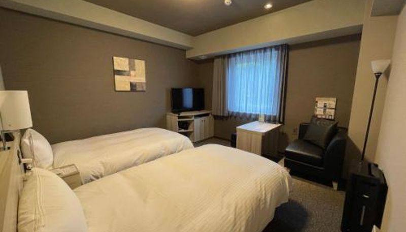 Habitación - Hotel Route Inn Ohi Takahama
