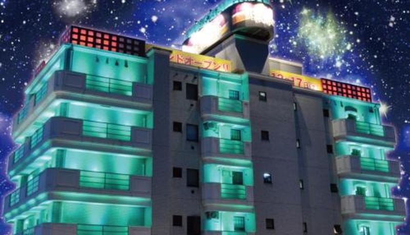 Buitenruimte van het hotel - ホテル　RITZ