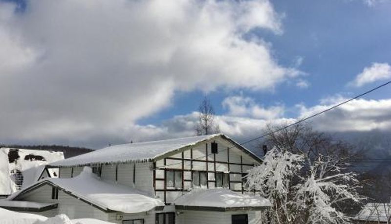 Habitación triple - First Tracks At Cortina / Norikura