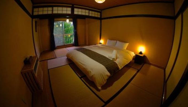 Info - HA-MON Slope Side Hotel and Private Chalet
