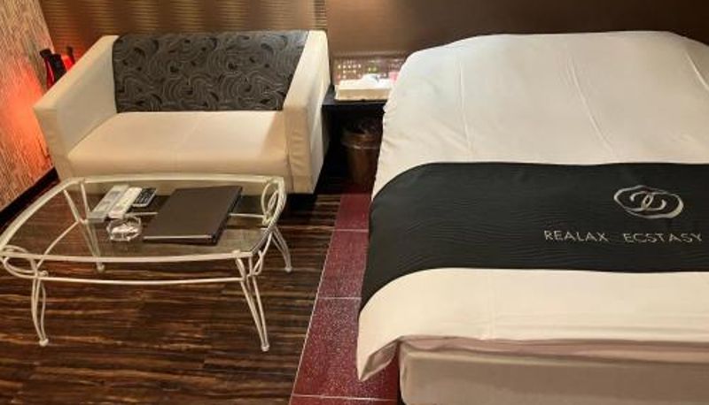 Info - X Hotel - Adult Only-