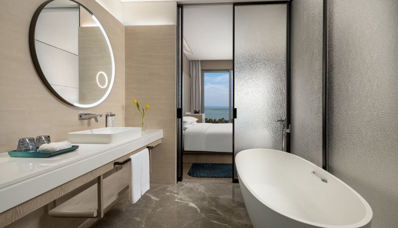 Camera - HUALUXE Hotels and Resorts BEIHAI SILVER BEACH RESORT
