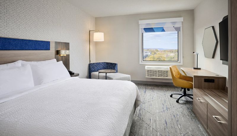 Camera - Holiday Inn Express HAMILTON - UPPER JAMES by IHG
