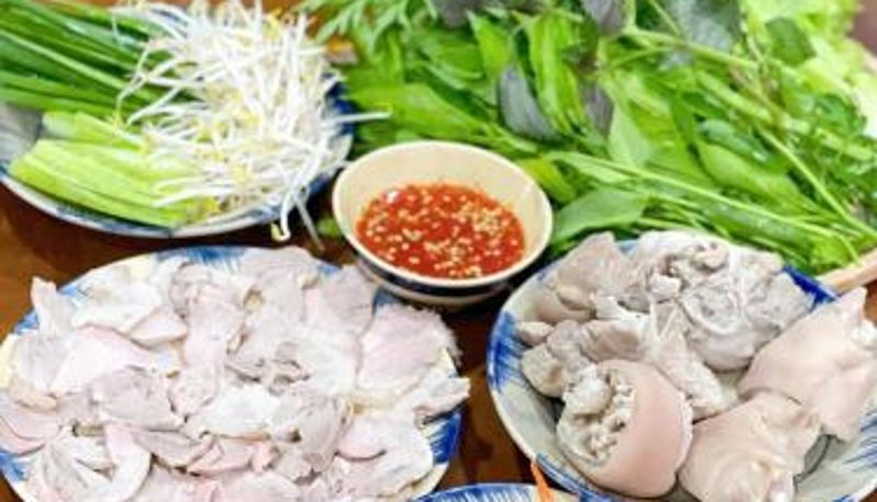 Sala prima colazione all'interno del ristorante - Khách Sạn Tây Ninh LaNa