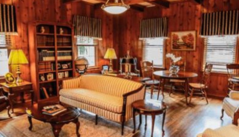 Info - The Virginia Cliffe Inn