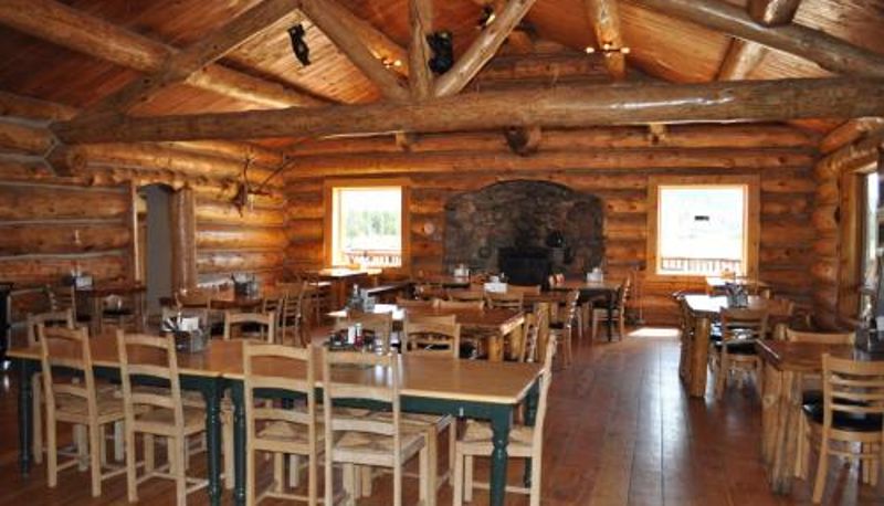 Frühstücksraum innerhalb des Restaurants - Crooked Creek Guest Ranch