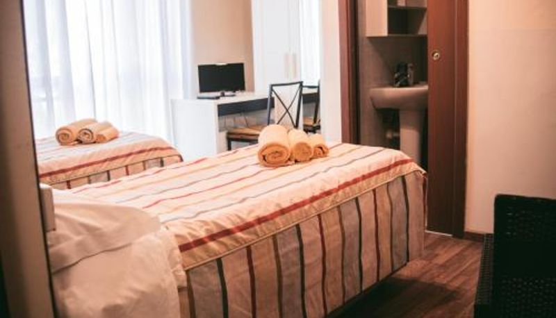 Info - B&B Santa Monica