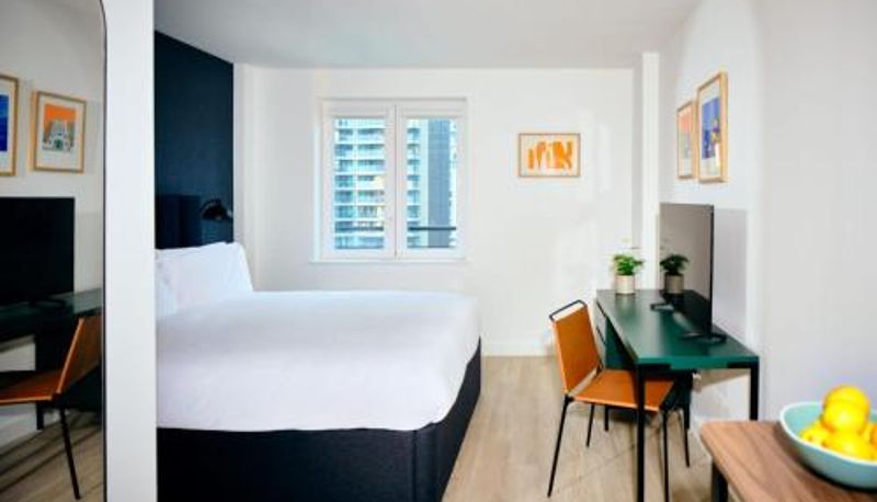Daire - Vertus Edit Canary Wharf