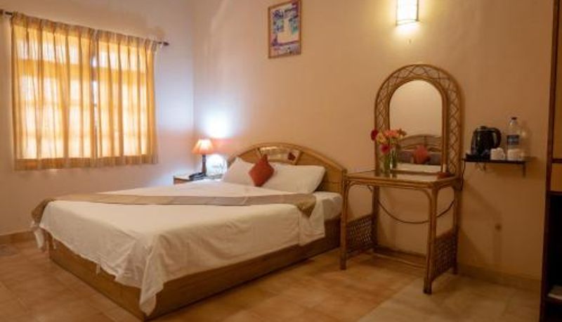 Info - Alcove Resort Vagator