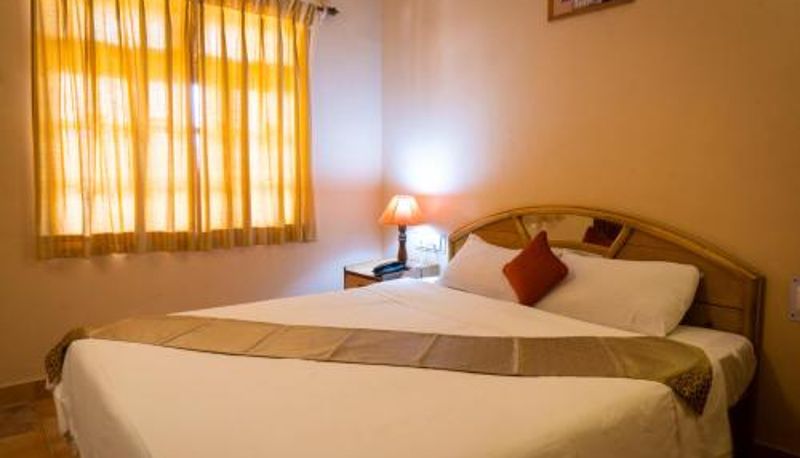 Info - Alcove Resort Vagator