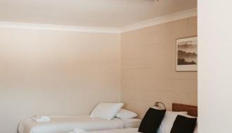 Info - Matterhorn Lodge