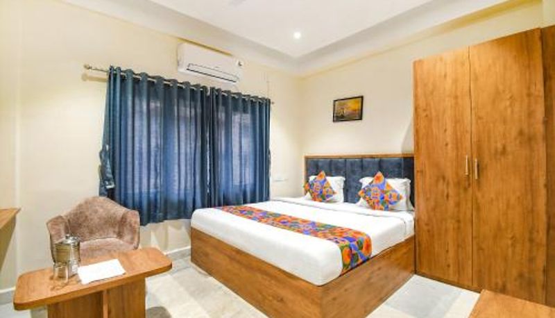 Informacje - FabHotel Prime The Golden Plaza - Nr Tarapith Temple