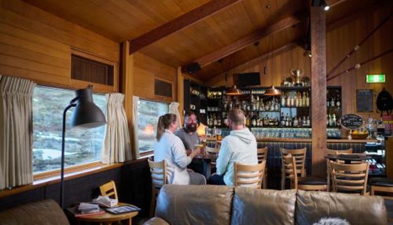 Pokój trzyosobowy - Barrakee Ski Lodge