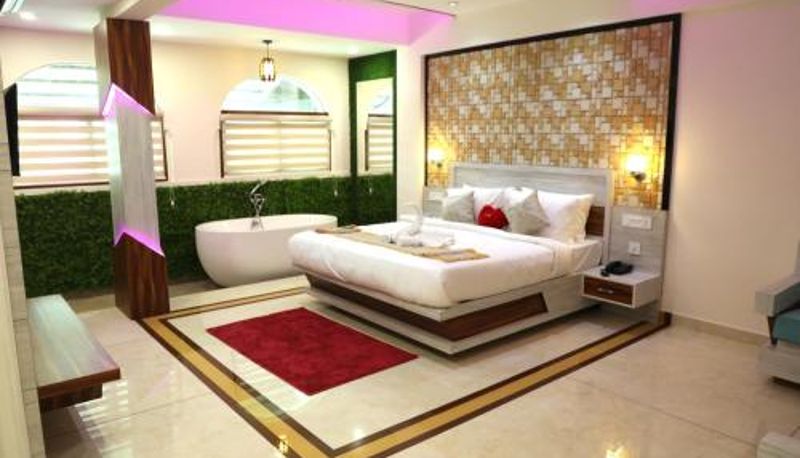 客室 - ROYAL CASTLE HOTEL