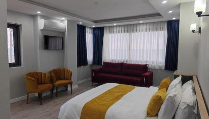 Info - The Elysian Resort Hotel & Restaurant - Bar