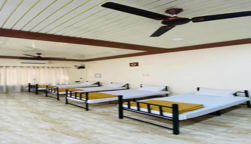 Habitación - Ashoka Lawns and Resort
