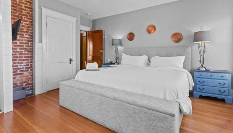 Info - The Olde Anchor Bed & Breakfast
