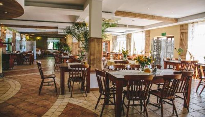 Ontbijtzaal in het restaurant - Hotel Zodiak